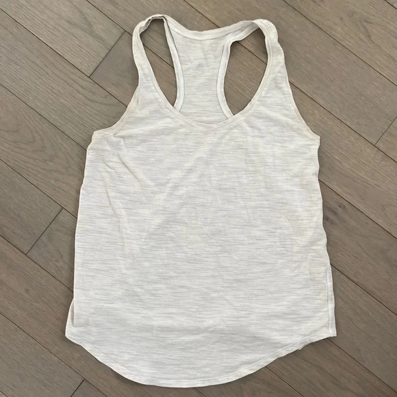 Lululemon Heathered White Racerback Tank - Picture 4 of 5